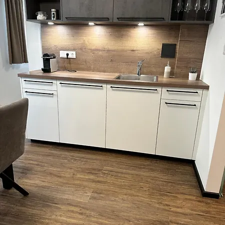 Harmony Living - Stadion Liebenau 格拉茨